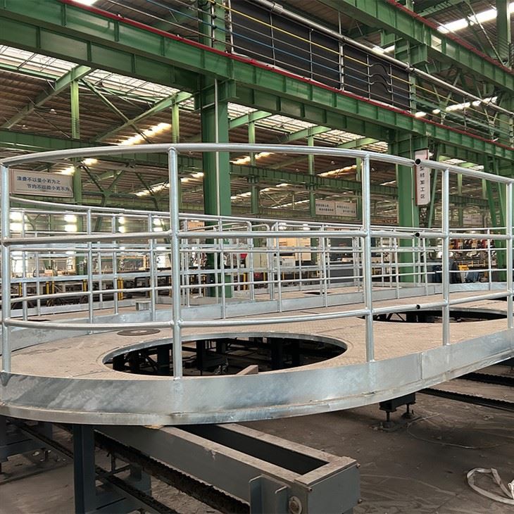 Plate-forme de structure en acier